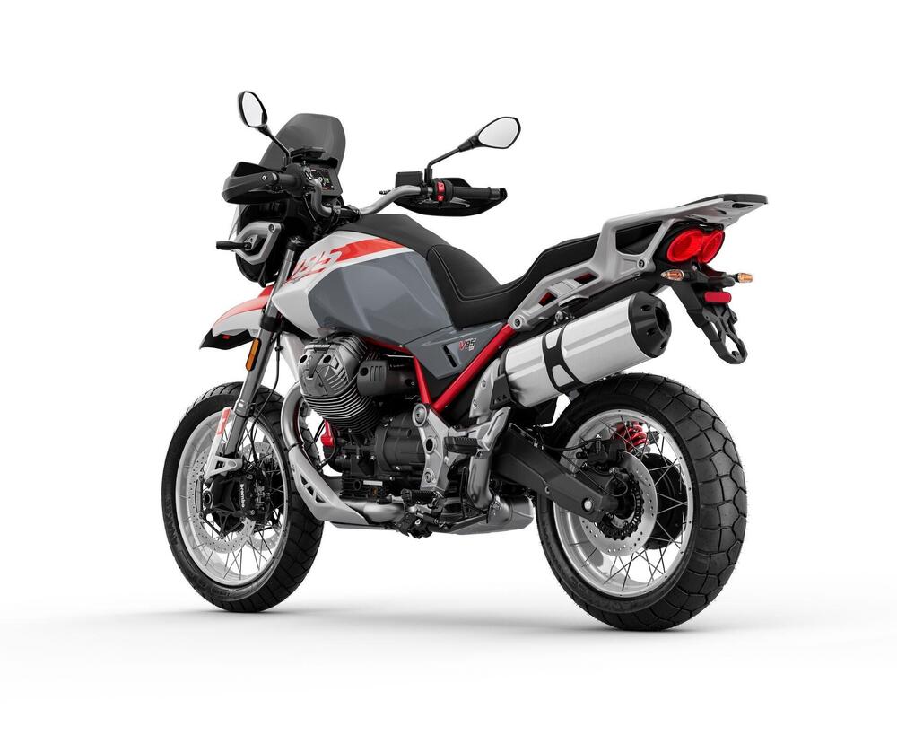 Moto Guzzi V85 TT (2024 - 26) (3)