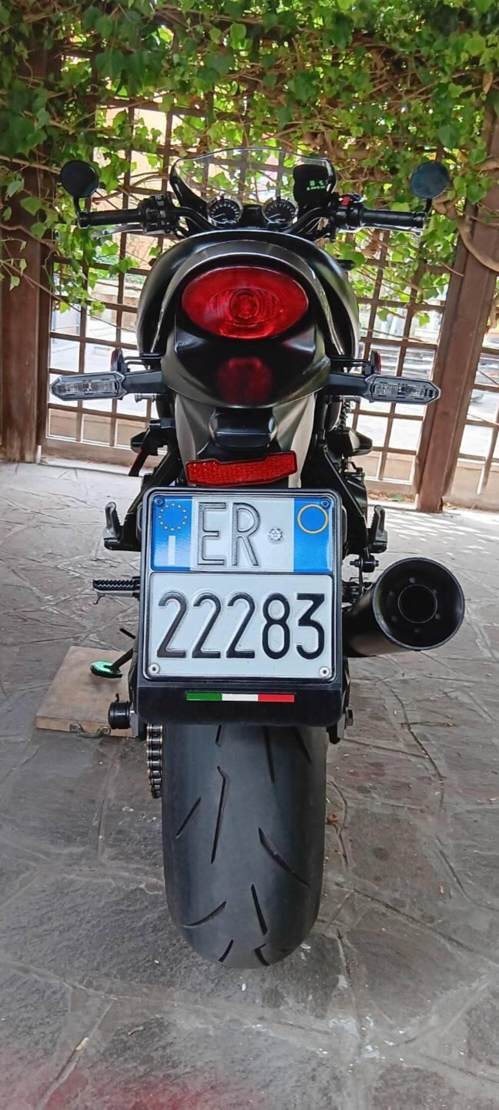 Kawasaki Z 900 RS Cafè Performance (2020 - 21) (4)