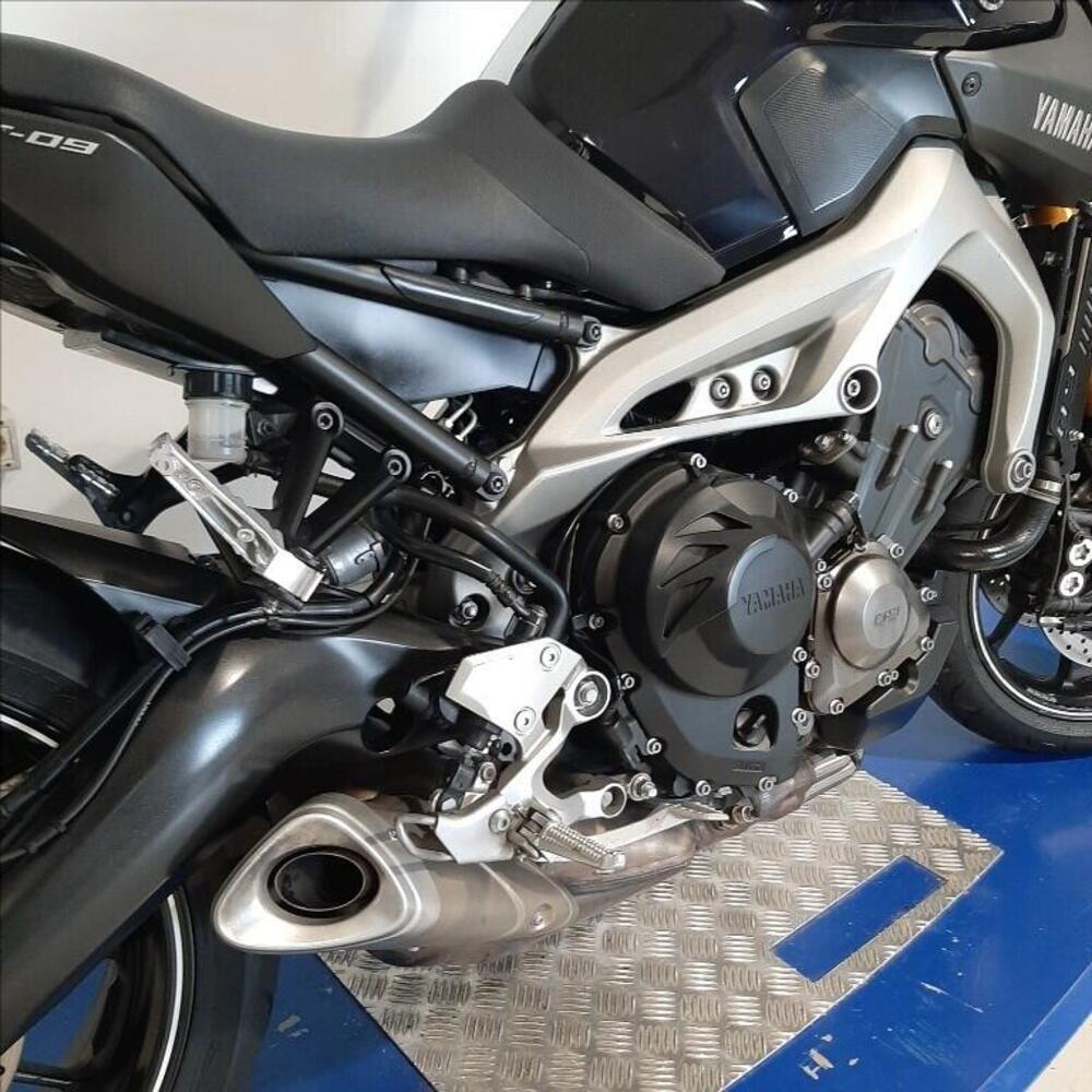 Yamaha MT-09 (2013 - 15) (9)