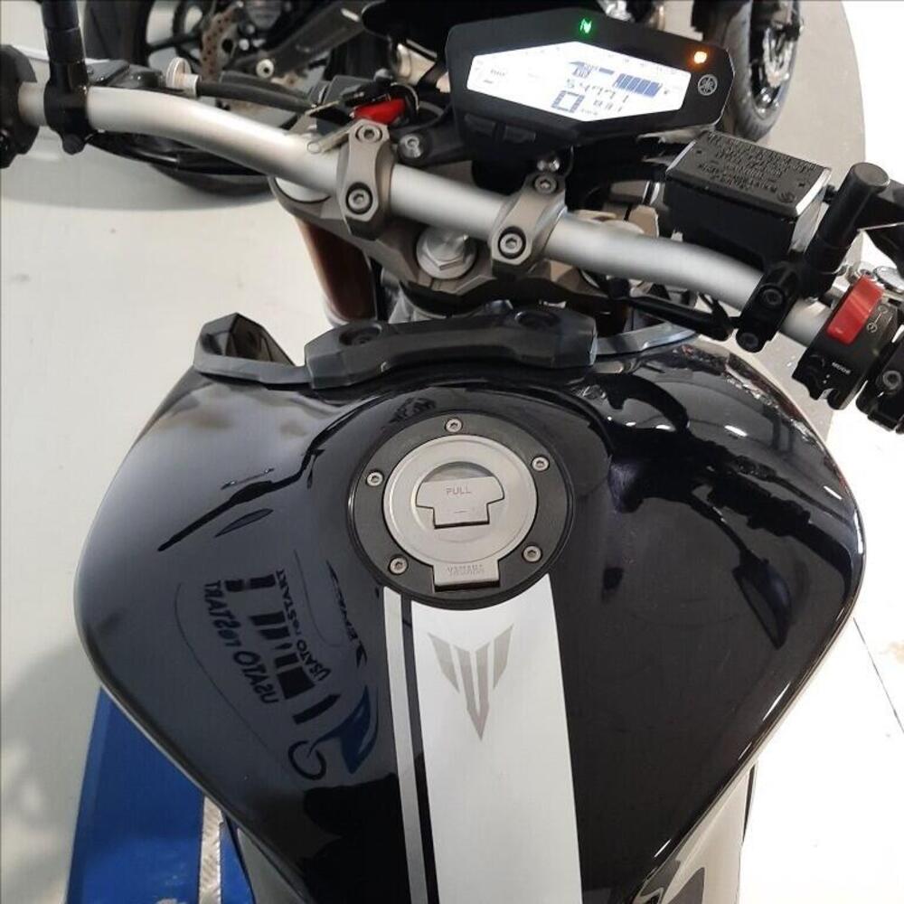 Yamaha MT-09 (2013 - 15) (11)