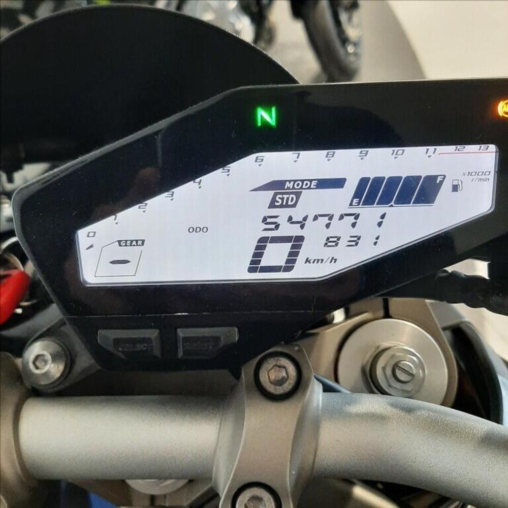 Yamaha MT-09 (2013 - 15) (12)