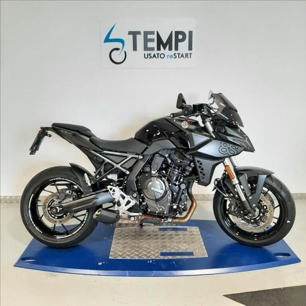 Suzuki GSX-8S (2023 - 24)