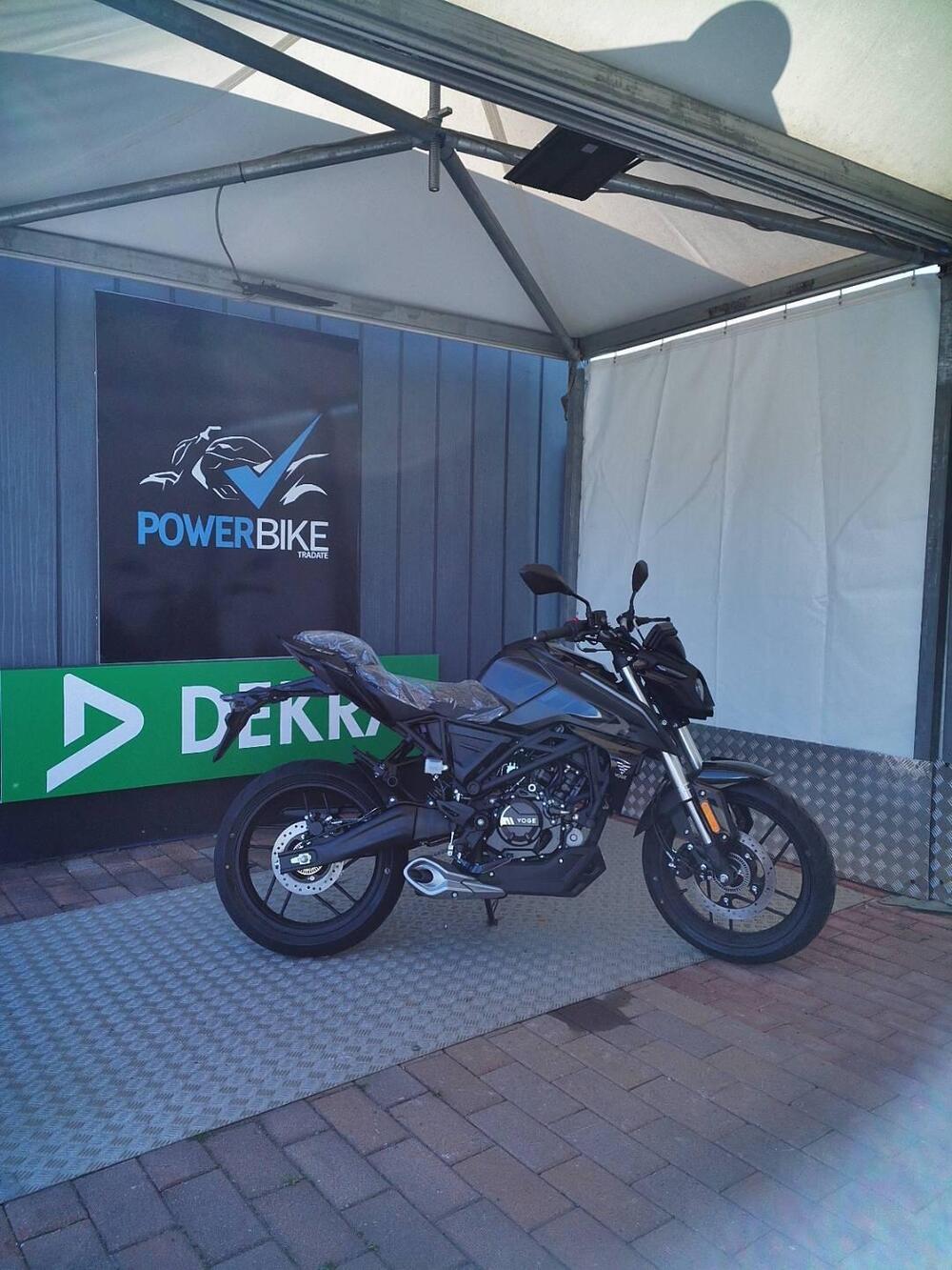 Voge Brivido 125R (2023 - 26) (2)