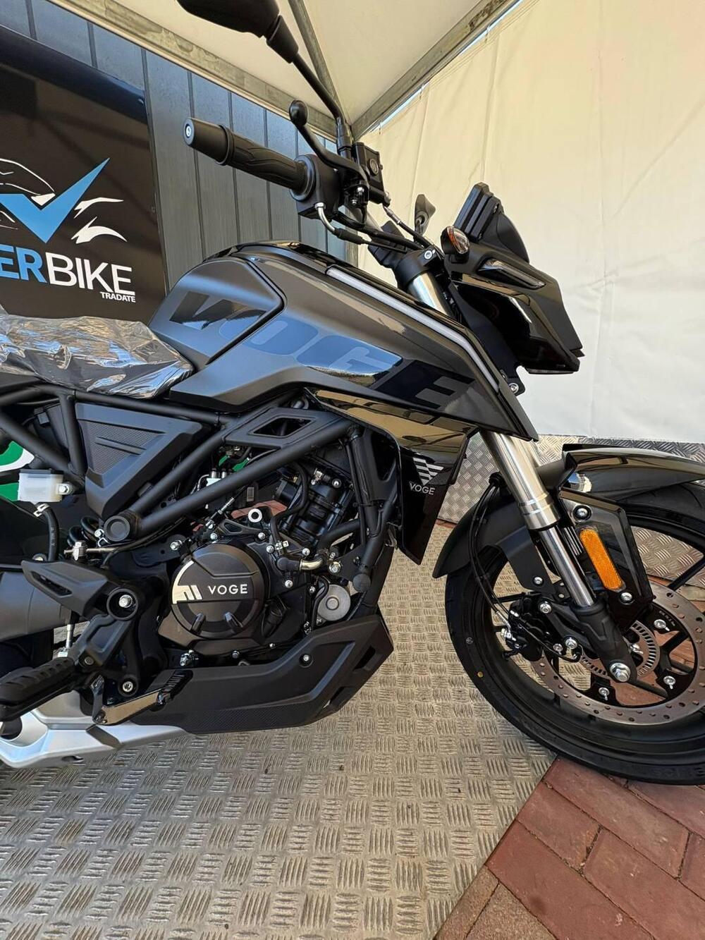 Voge Brivido 125R (2023 - 26) (14)