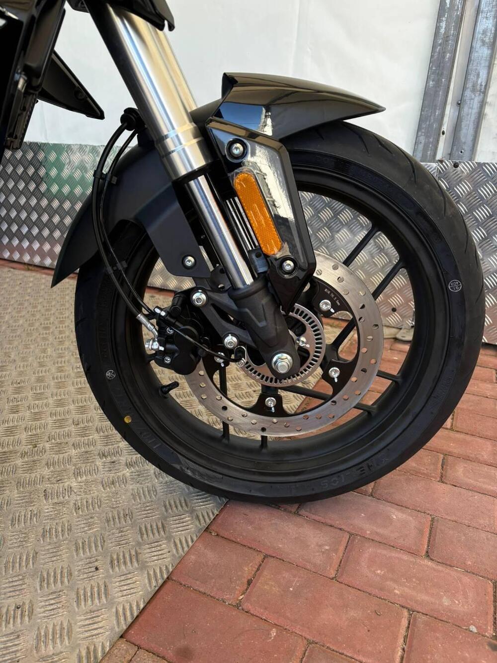 Voge Brivido 125R (2023 - 26) (17)