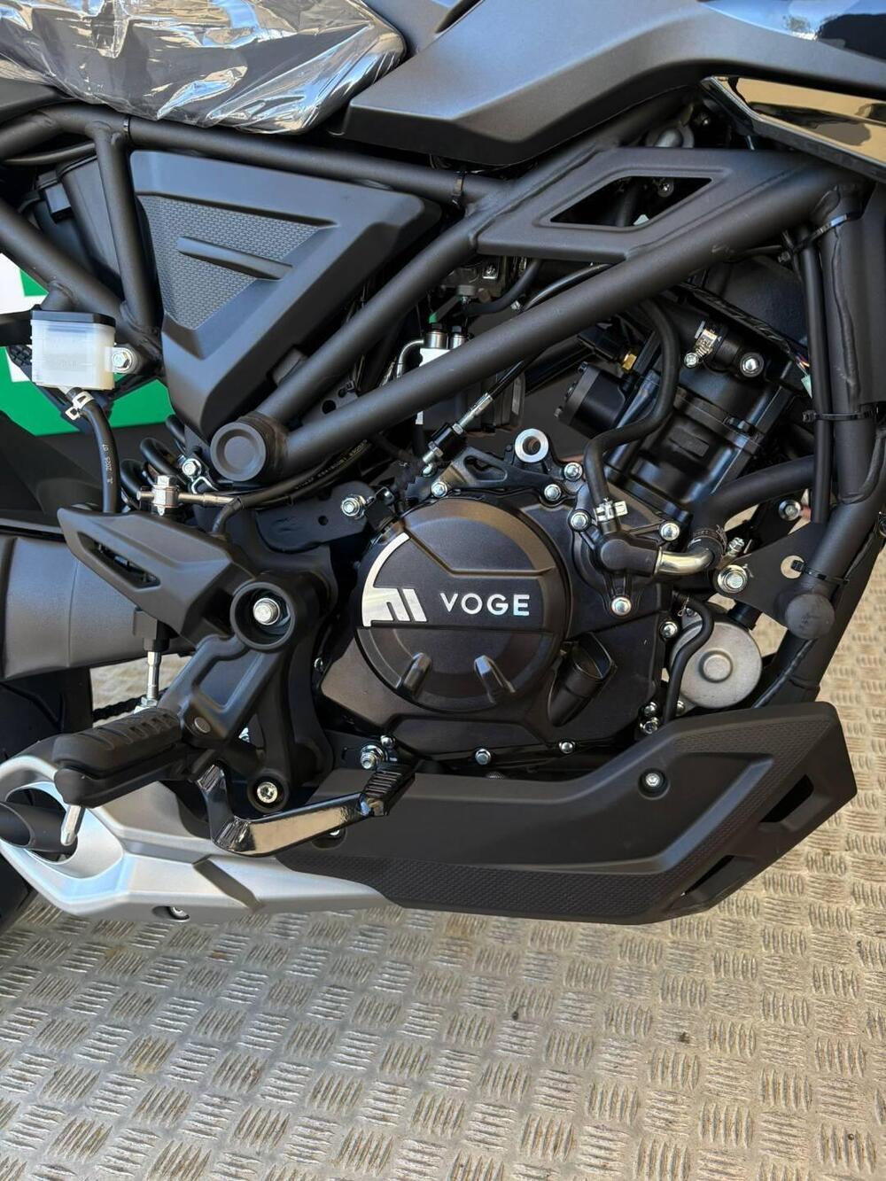 Voge Brivido 125R (2023 - 26) (15)