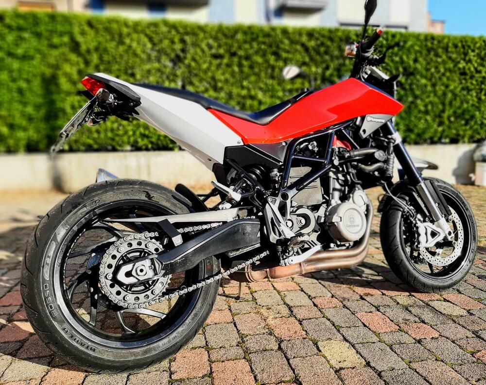 Husqvarna Nuda 900 ABS (2011 - 13) (2)