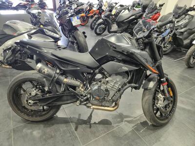KTM 890 Duke (2021 - 23) usata