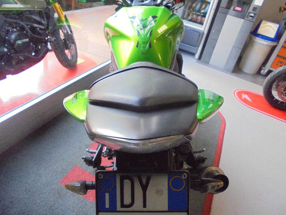 Kawasaki Z 750 R (2011 - 14) (4)