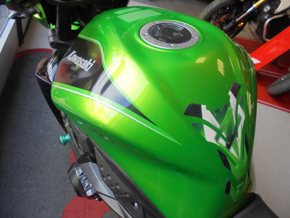 Kawasaki Z 750 R (2011 - 14) (5)