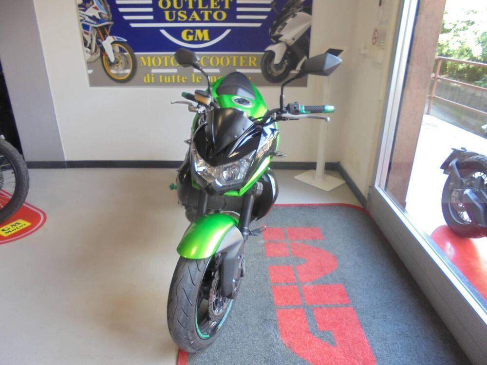 Kawasaki Z 750 R (2011 - 14) (8)