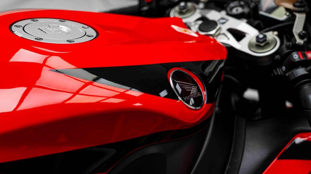 Honda CBR 1000 RR Fireblade (2008 - 11) (12)