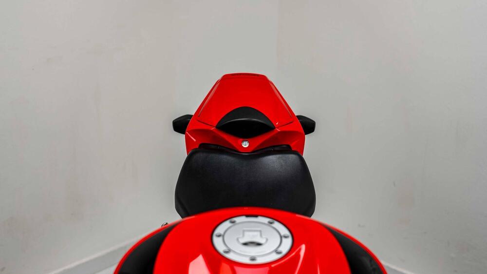 Honda CBR 1000 RR Fireblade (2008 - 11) (18)