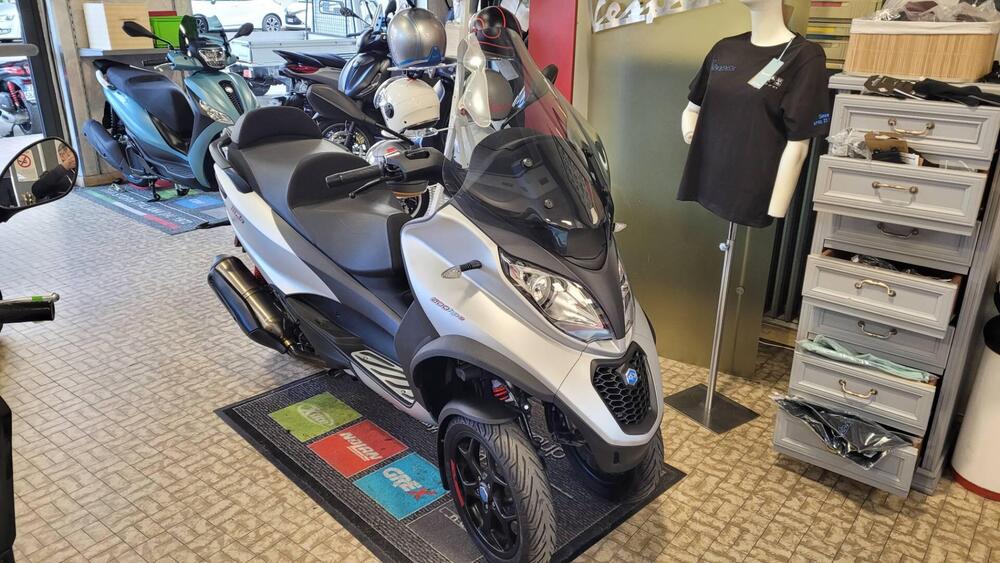 Piaggio Mp3 500 ABS Hpe Sport Advanced (2021 - 23) (2)