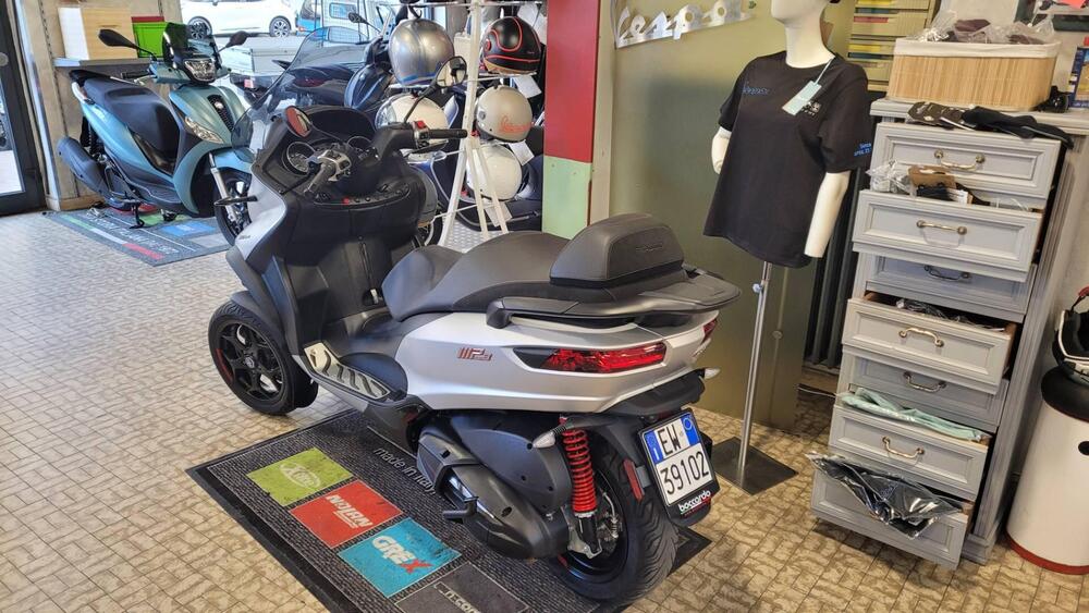 Piaggio Mp3 500 ABS Hpe Sport Advanced (2021 - 23) (4)