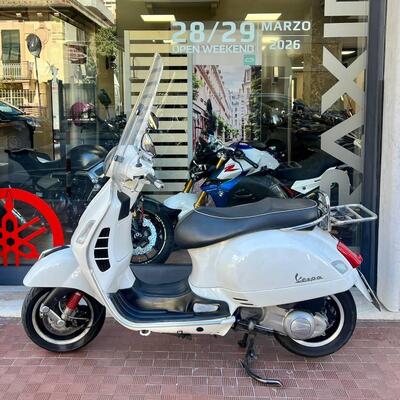 Vespa GTS 300 (2010 - 14) usata