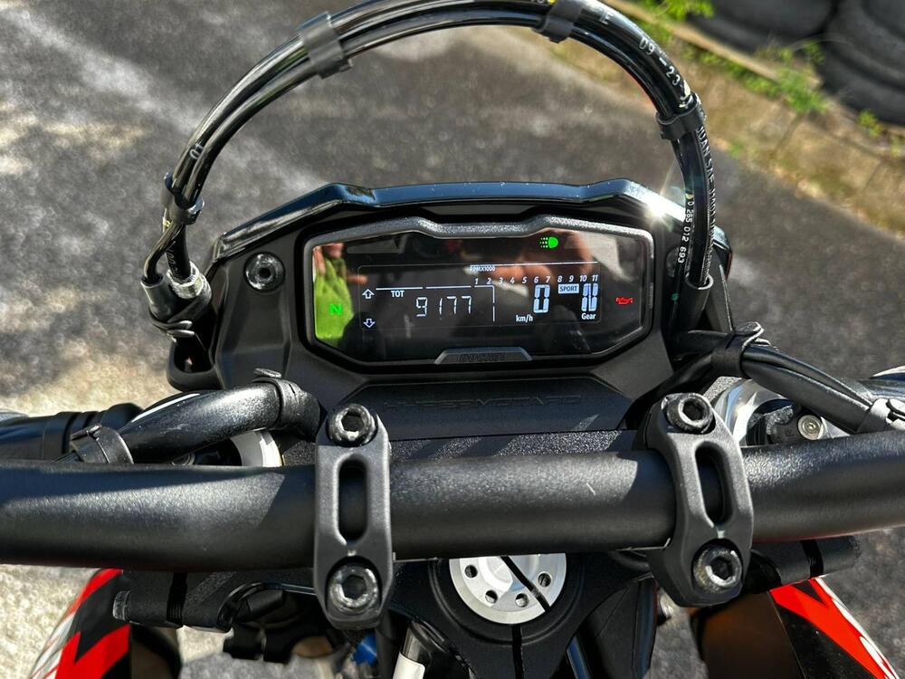 Ducati Hypermotard 698 Mono RVE (2024 - 26) (3)