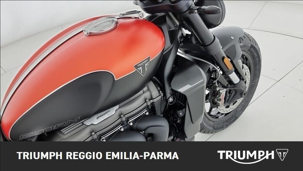 Triumph Rocket 3 Storm R (2024 - 26) (22)