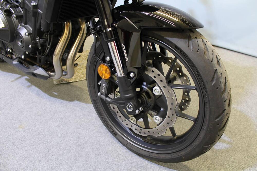 Honda CB 500 Hornet (2024 - 25) (7)