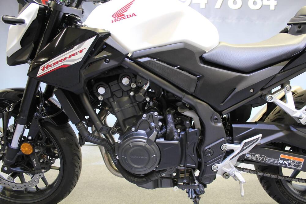 Honda CB 500 Hornet (2024 - 25) (16)