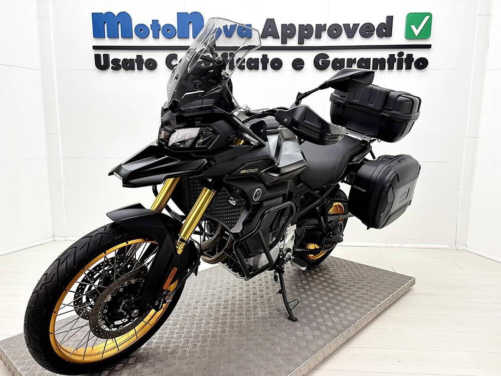 Voge Valico 900DSX (2024 - 26) (3)