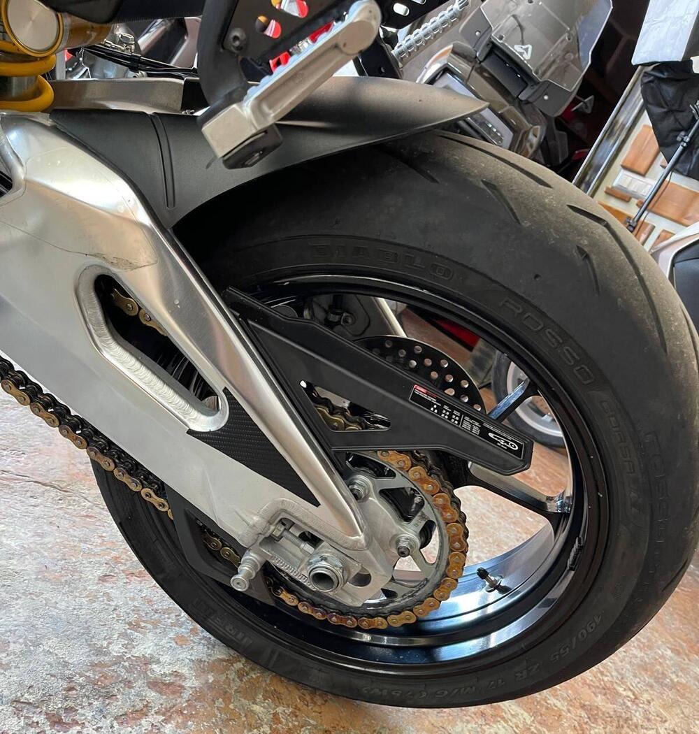 Aprilia Tuono V4 RR (2019 - 20) (13)