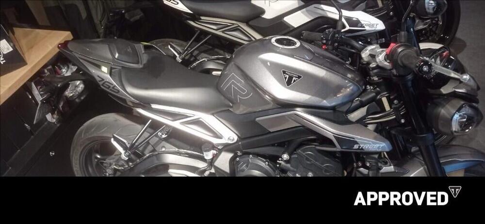 Triumph Street Triple 765 R (2023 - 26) (4)