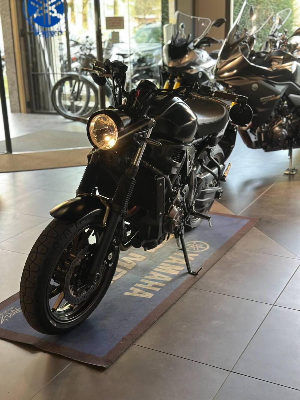 Yamaha XSR 700 (2021) (3)
