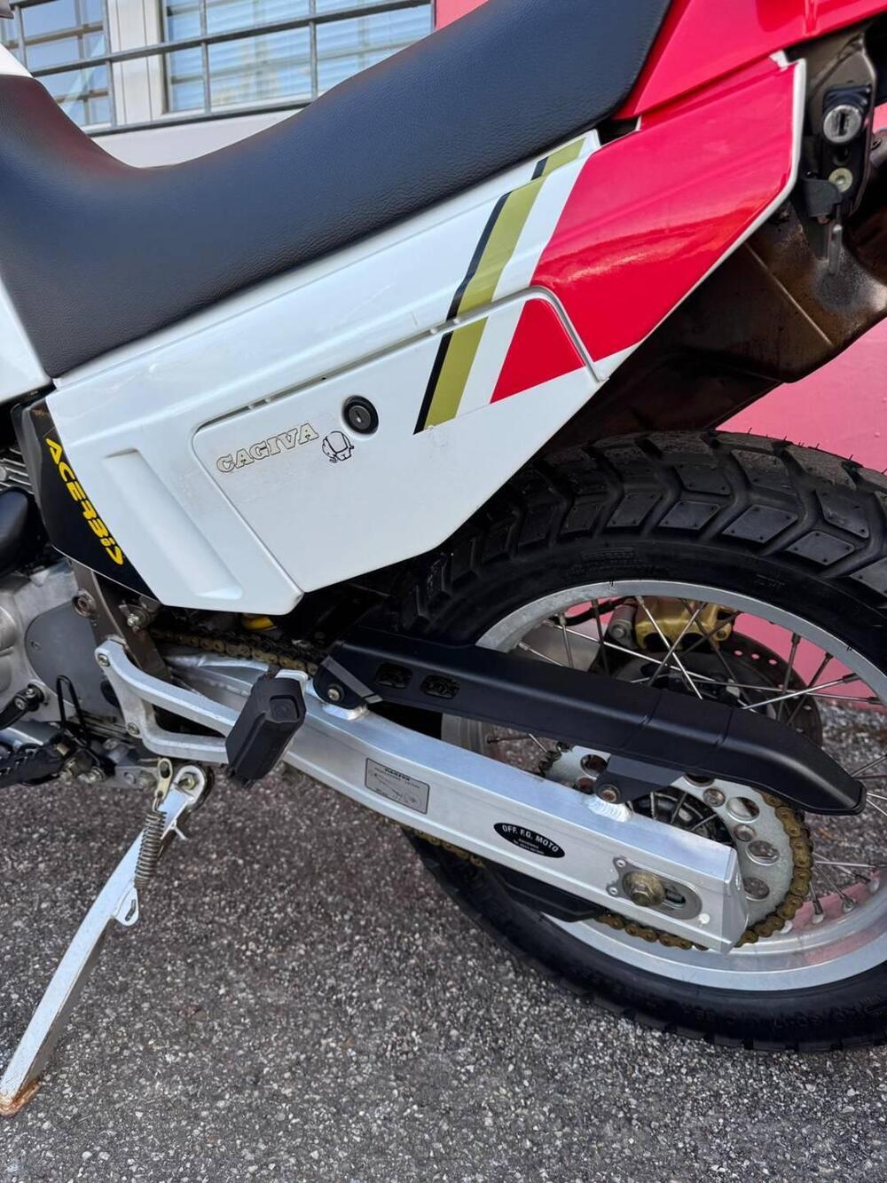 Cagiva Elefant 750 Cat (1994 - 97) (18)