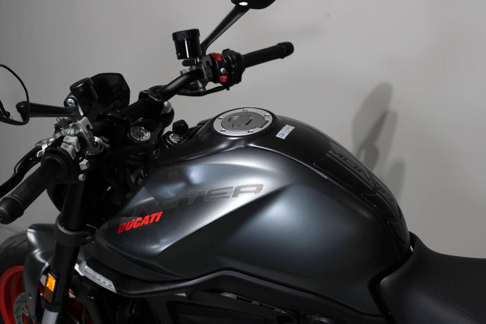 Ducati Monster 937 (2021 - 25) (5)