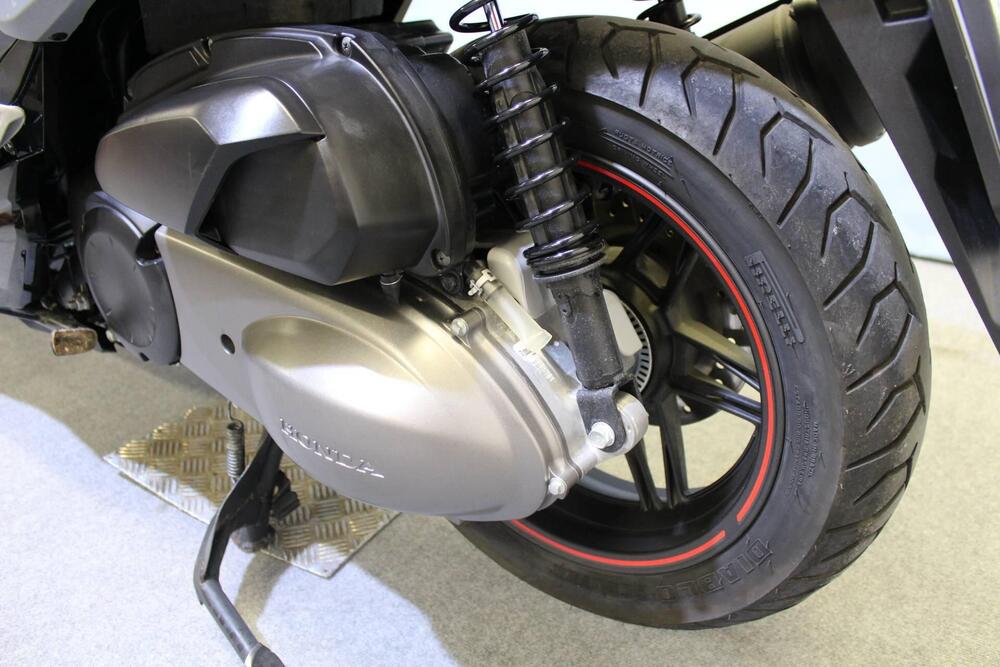 Honda Forza 300 ABS (2018 - 20) (17)