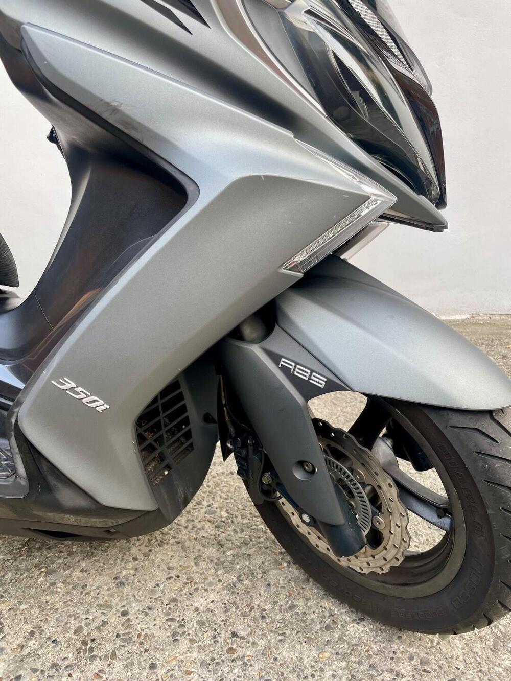 Kymco Downtown 350i ABS (2015 - 17) (3)