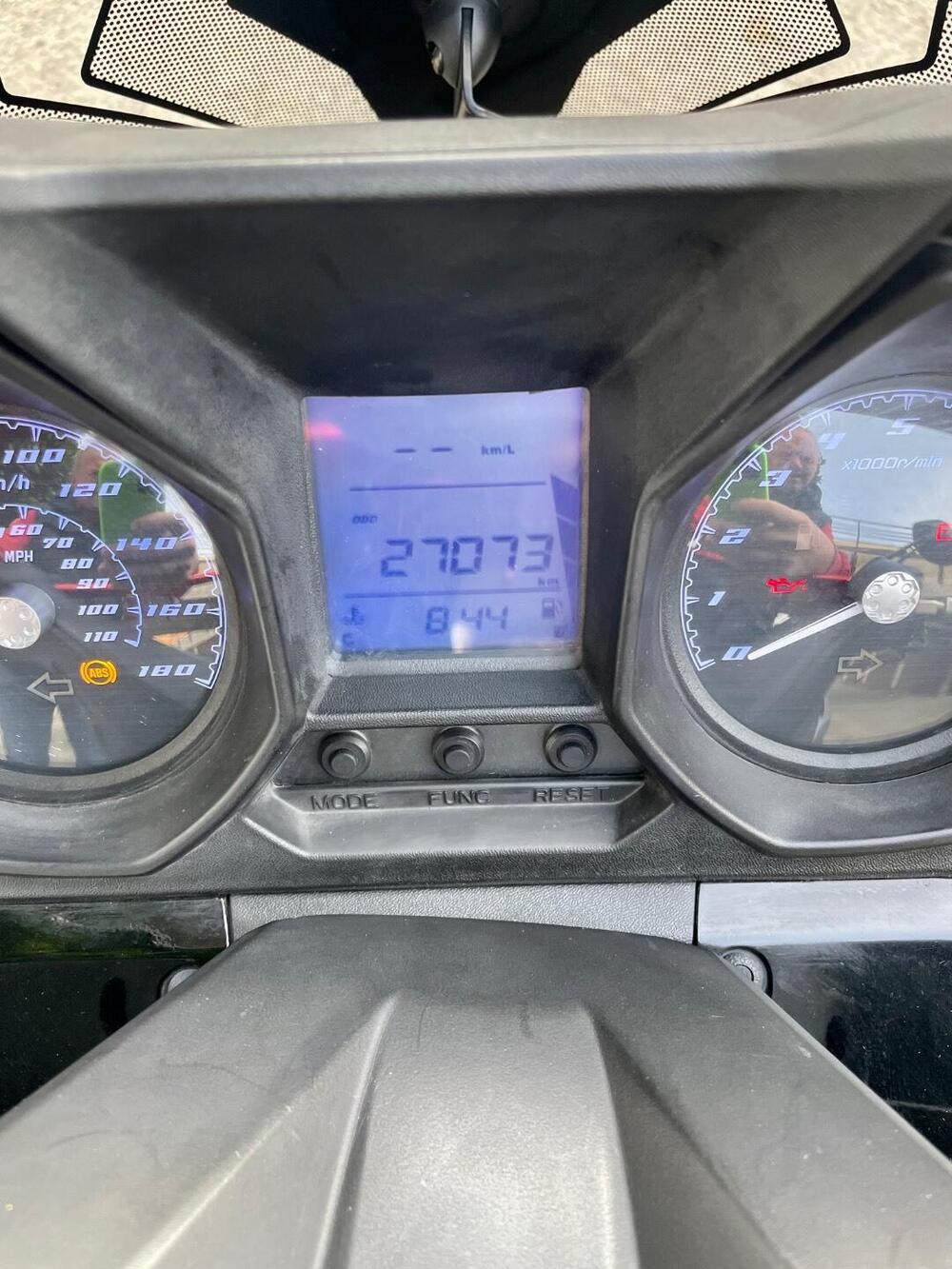 Kymco Downtown 350i ABS (2015 - 17) (8)