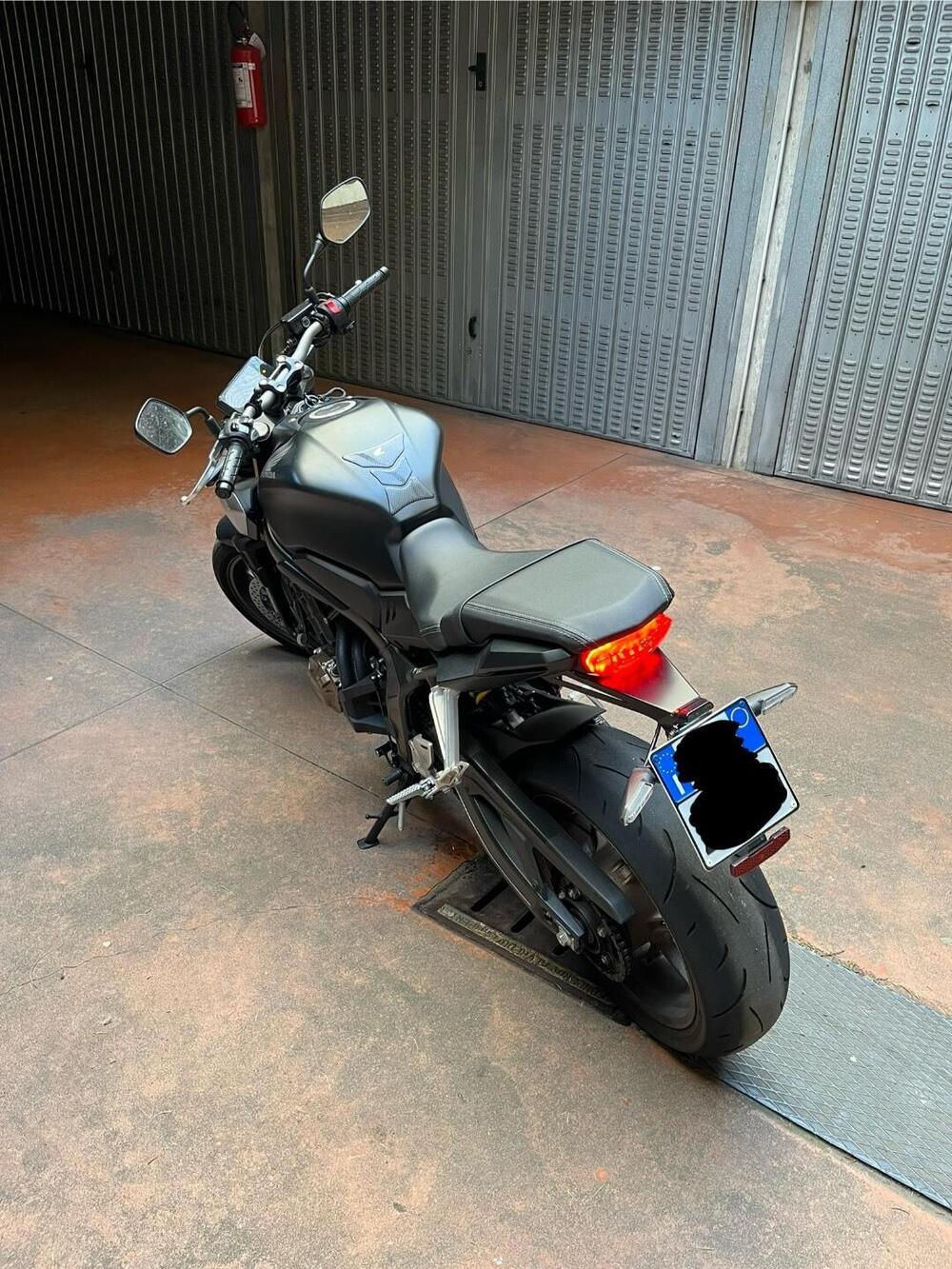 Honda CB 650 R (2021 - 23) (6)