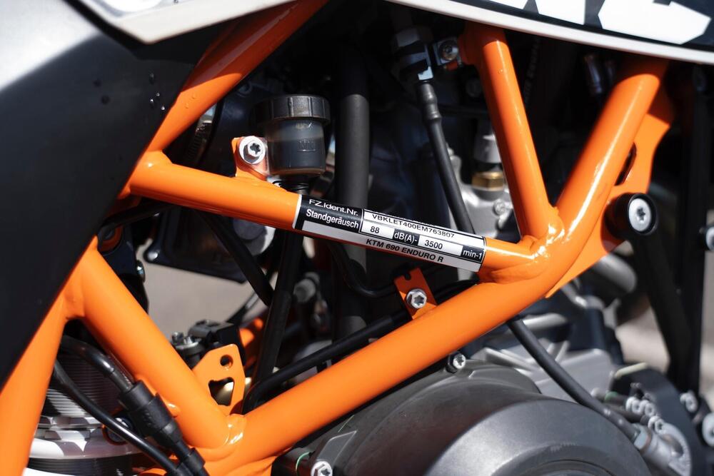KTM 690 Enduro R (2012 - 17) (5)