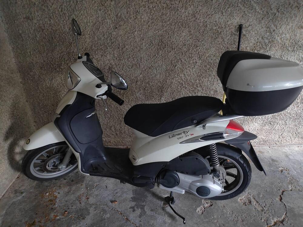 Piaggio Liberty 150 3V Full Optional (2013 - 15) (4)