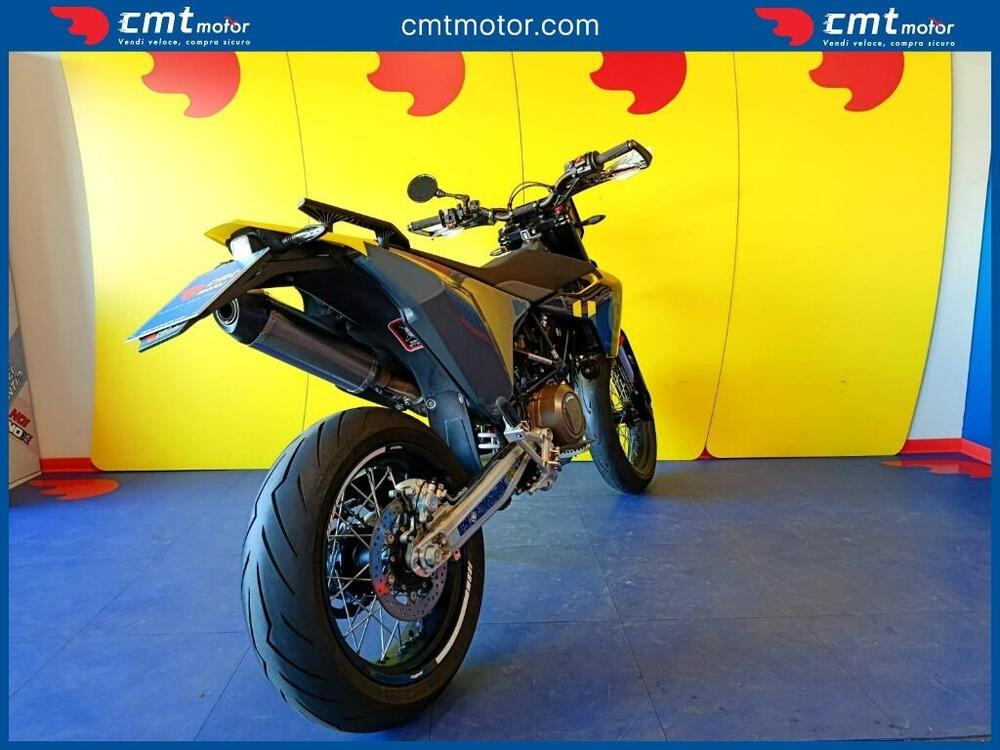 Husqvarna 701 Supermoto (2023 - 25) (4)