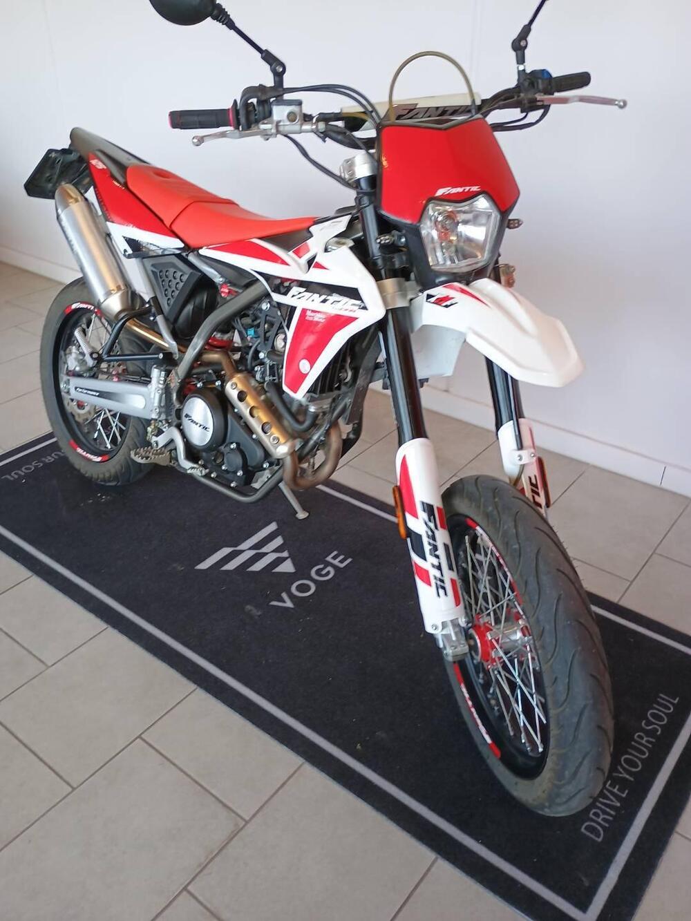 Fantic Motor XMF 125 Motard Performance 4T (2023 - 24) (7)