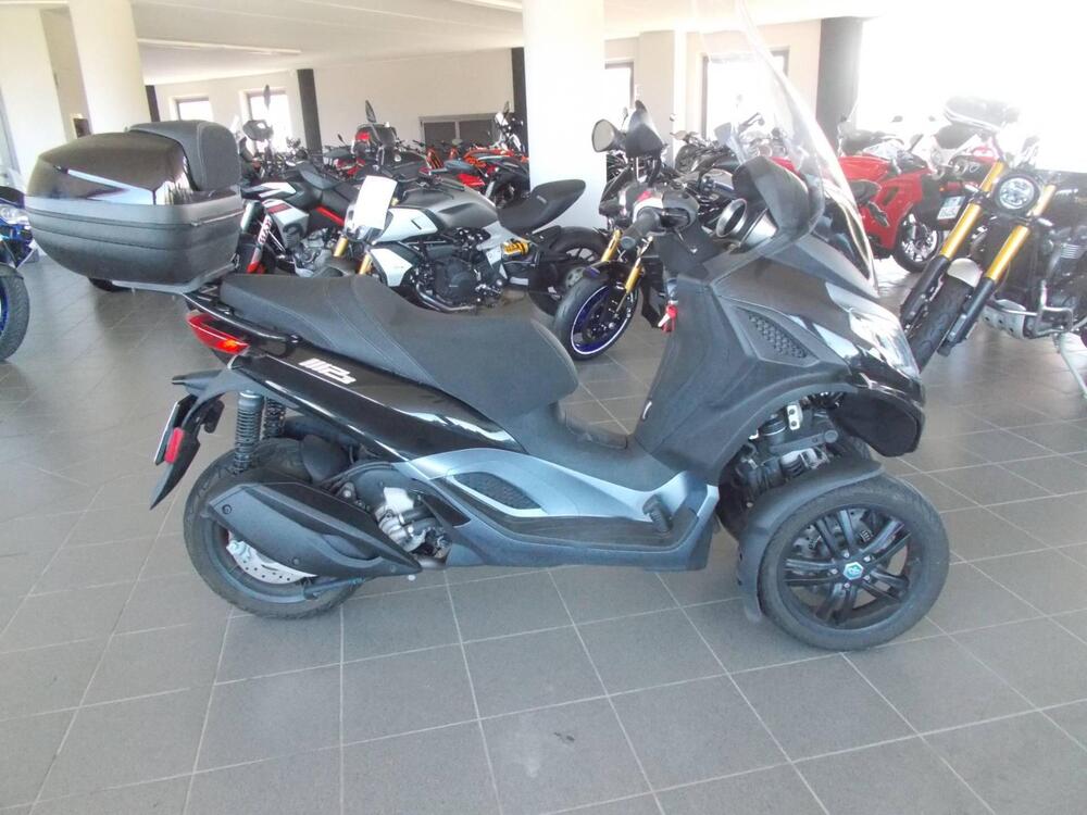 Piaggio MP3 300 ABS Hpe (2021 - 24) (2)