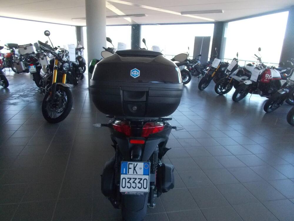 Piaggio MP3 300 ABS Hpe (2021 - 24) (3)