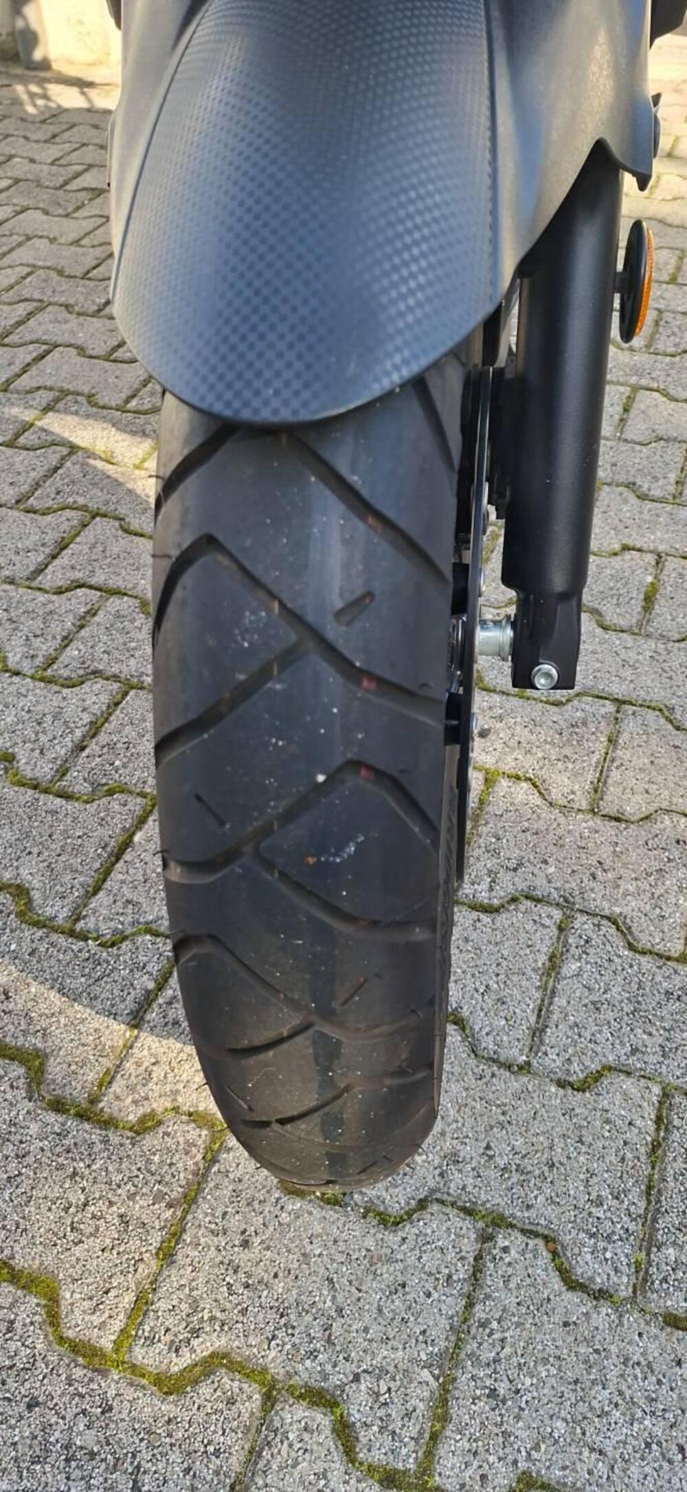 Suzuki V-Strom 650 (2021 - 25) (7)