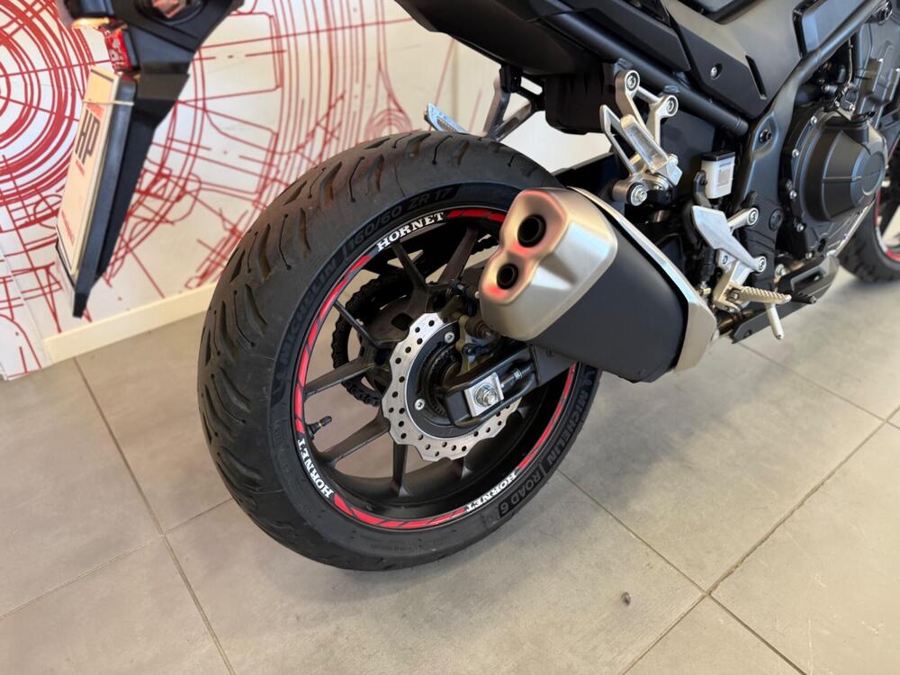 Honda CB 500 Hornet (2024 - 25) (11)