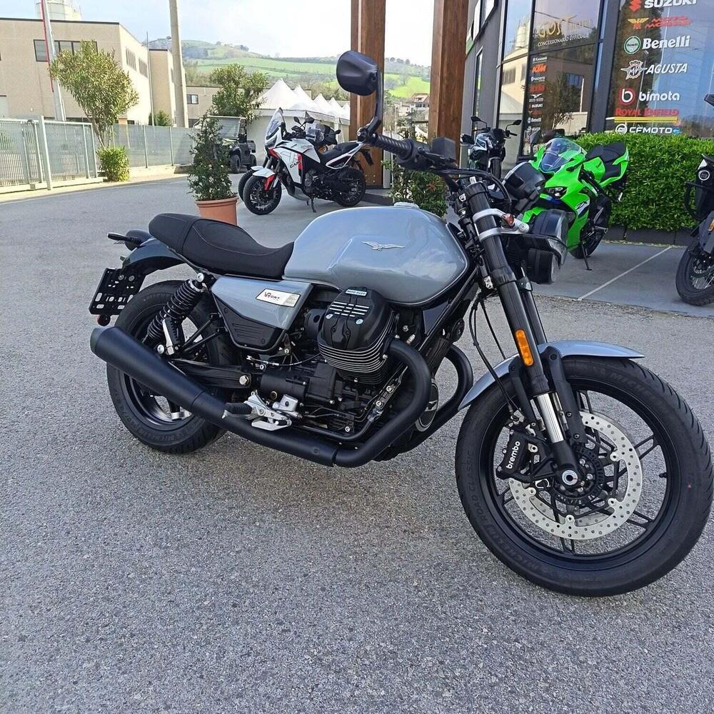 Moto Guzzi V7 Sport (2025 - 26) (3)