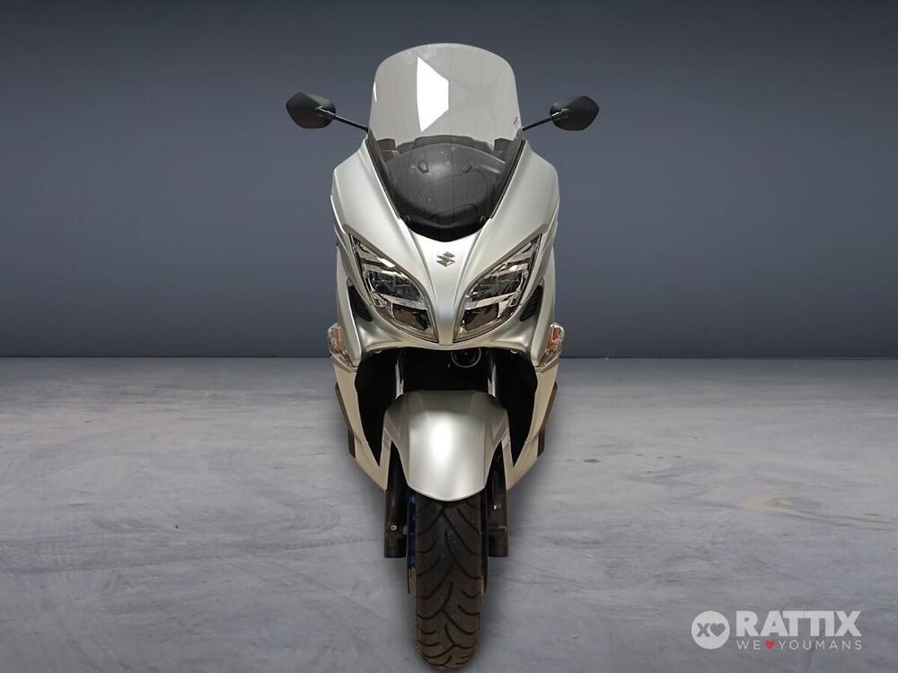 Suzuki Burgman 400 (2022 - 24) (5)
