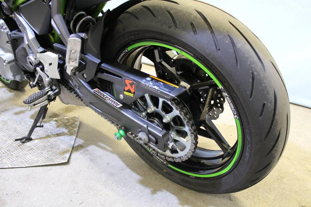 Kawasaki Z 650 (2017 - 19) (15)