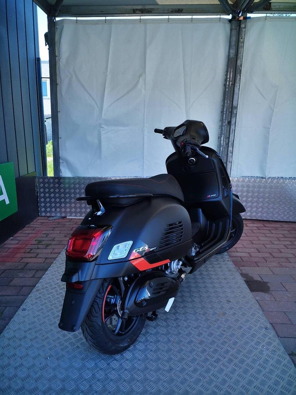 Vespa GTS 310 Supersport (2025 - 26) (4)