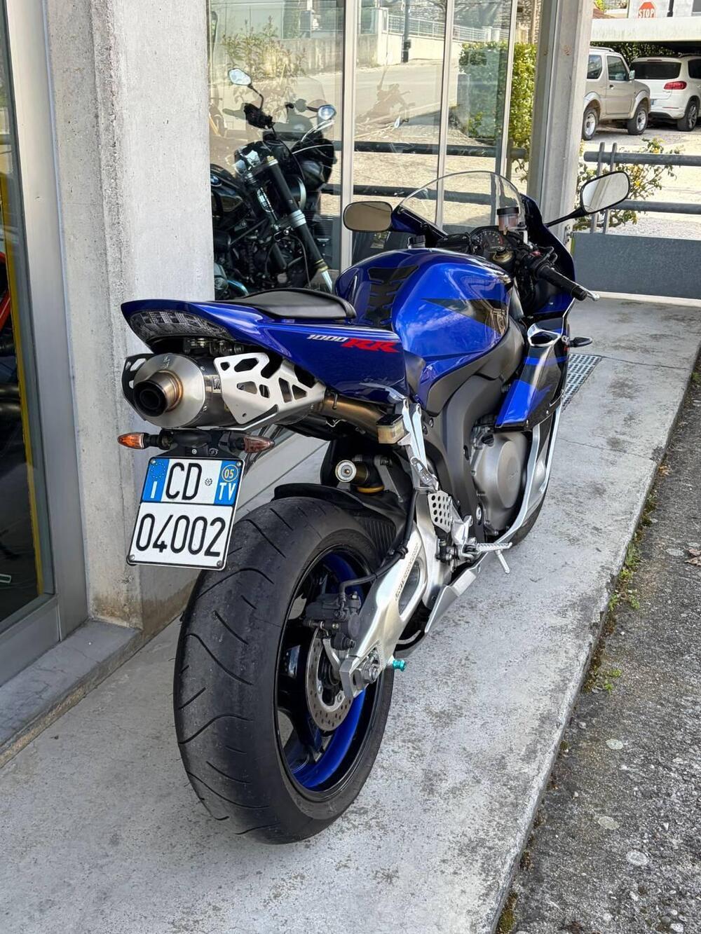 Honda CBR 1000 RR Fireblade (2004 - 05) (3)