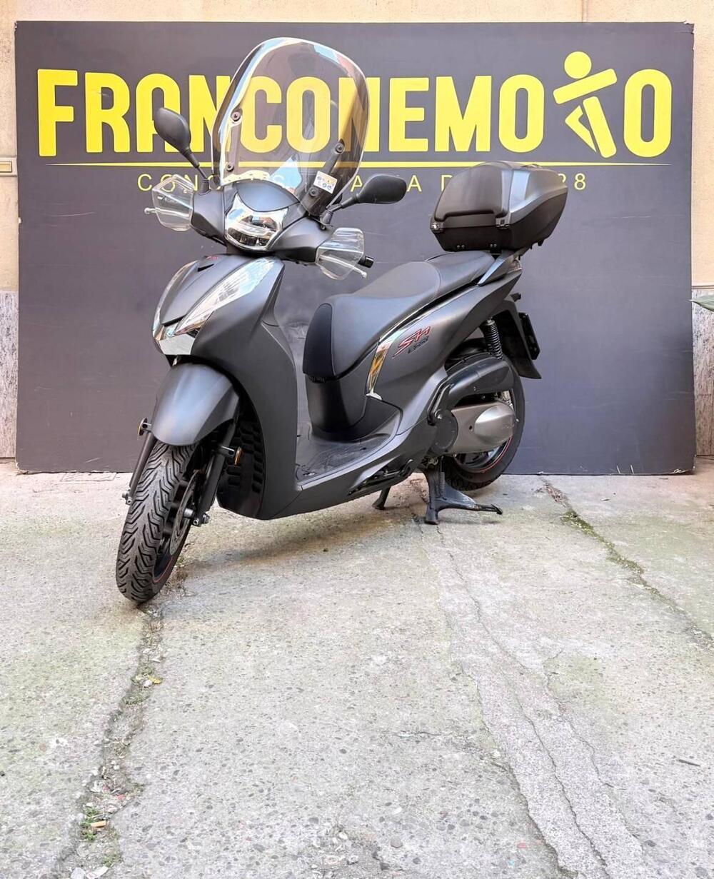 Honda SH 300 i Sport ABS (2018 - 20) (3)