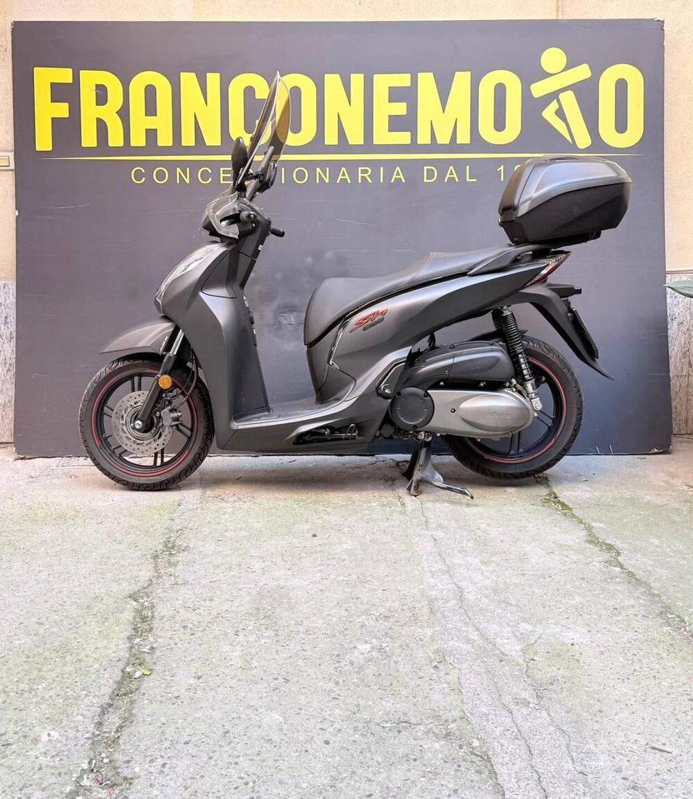 Honda SH 300 i Sport ABS (2018 - 20) (4)