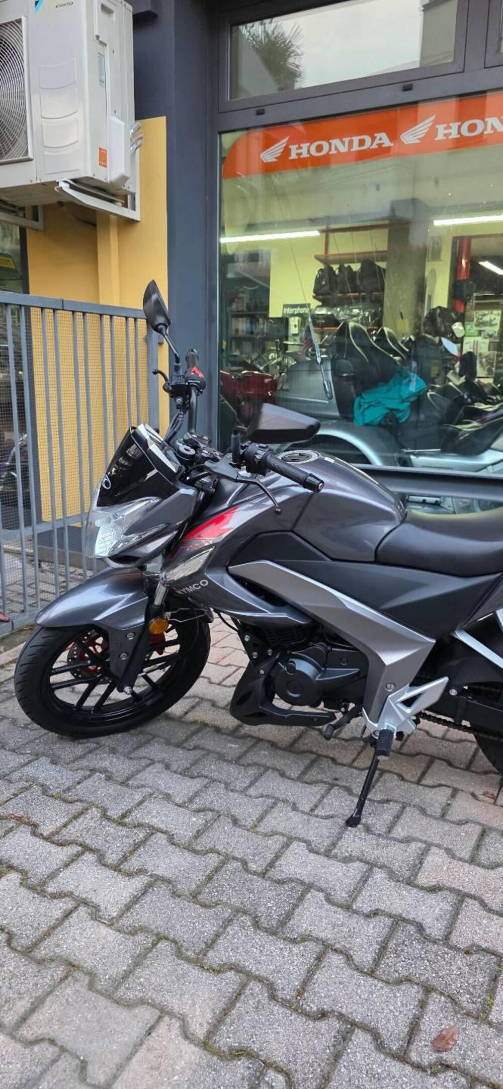 Kymco Visar 125 (2020) (4)